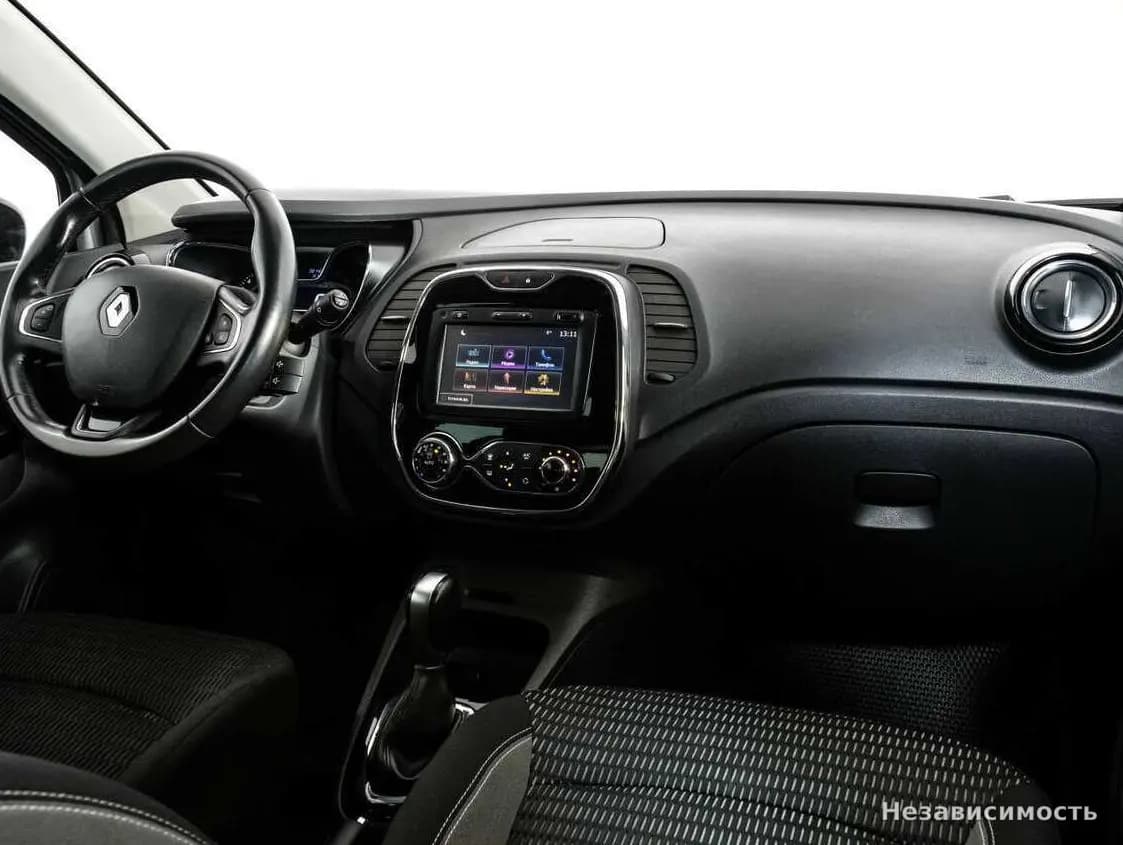 Renault Kaptur 2017 с пробегом — фото 9