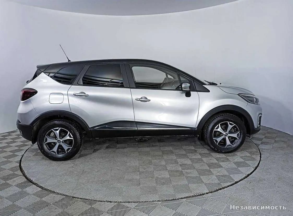 Renault Kaptur 2017 с пробегом — фото 4