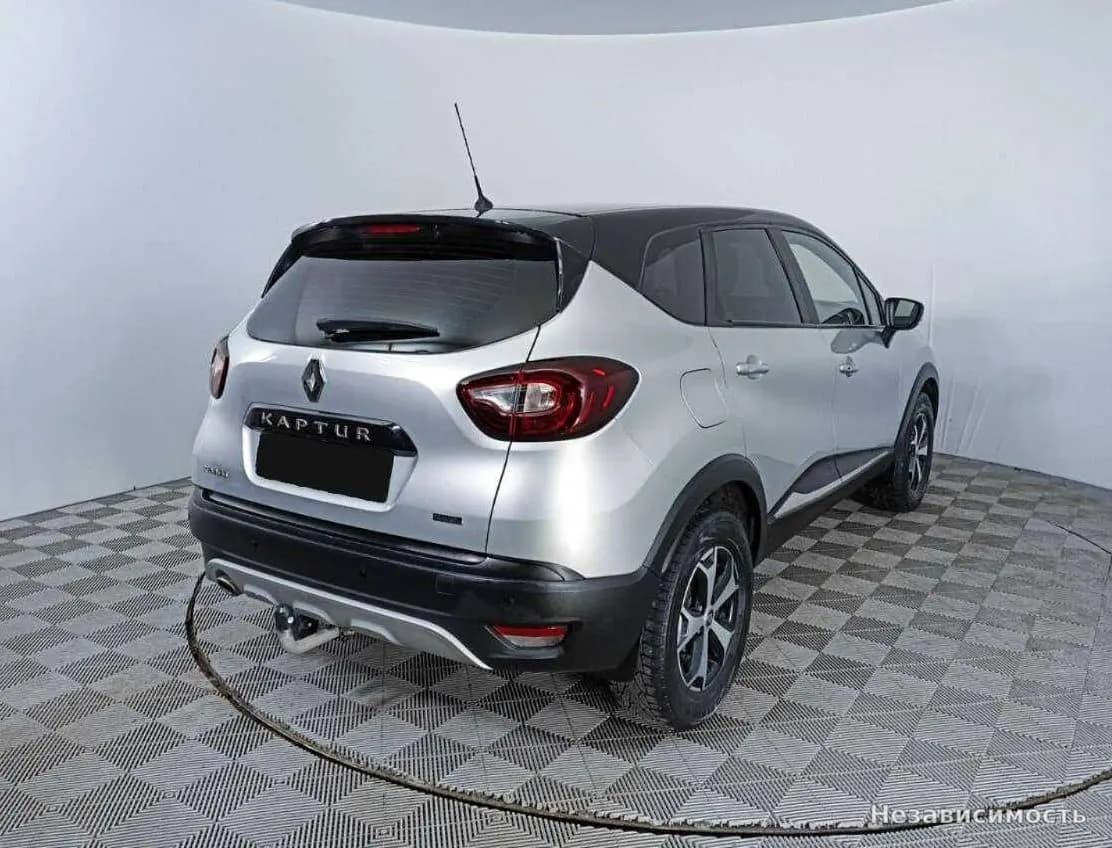 Renault Kaptur 2017 с пробегом — фото 5