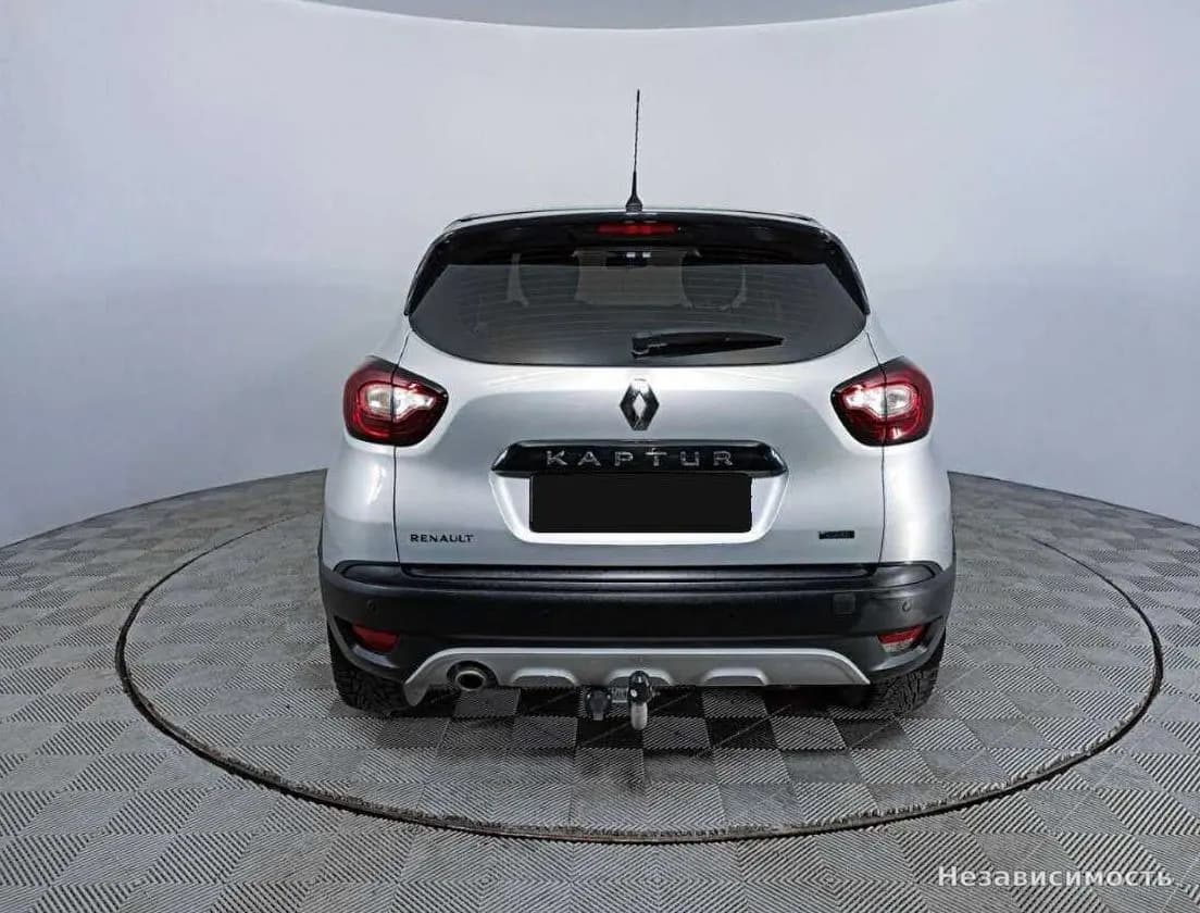 Renault Kaptur 2017 с пробегом — фото 6