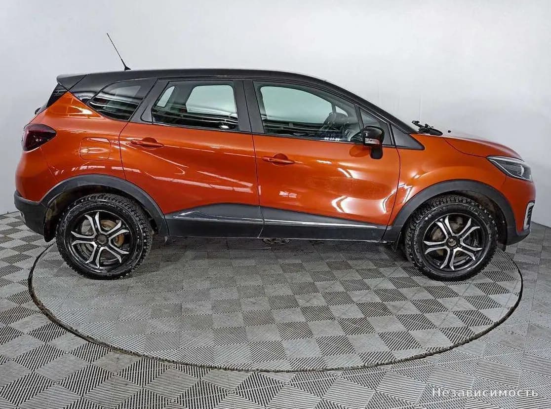 Renault Kaptur 2016 с пробегом — фото 4