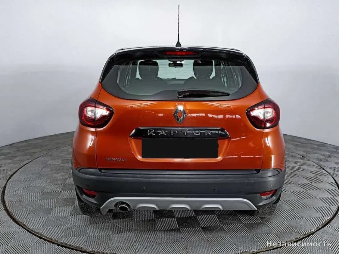 Renault Kaptur 2016 с пробегом — фото 6