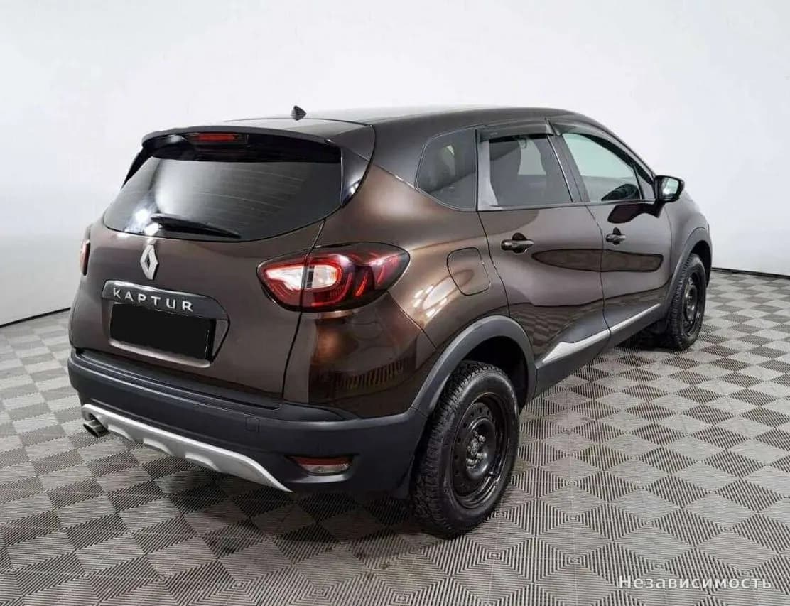Renault Kaptur 2017 с пробегом — фото 5