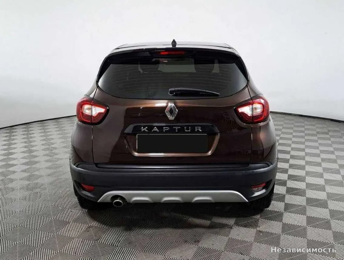 Renault Kaptur 2017 с пробегом — фото 6