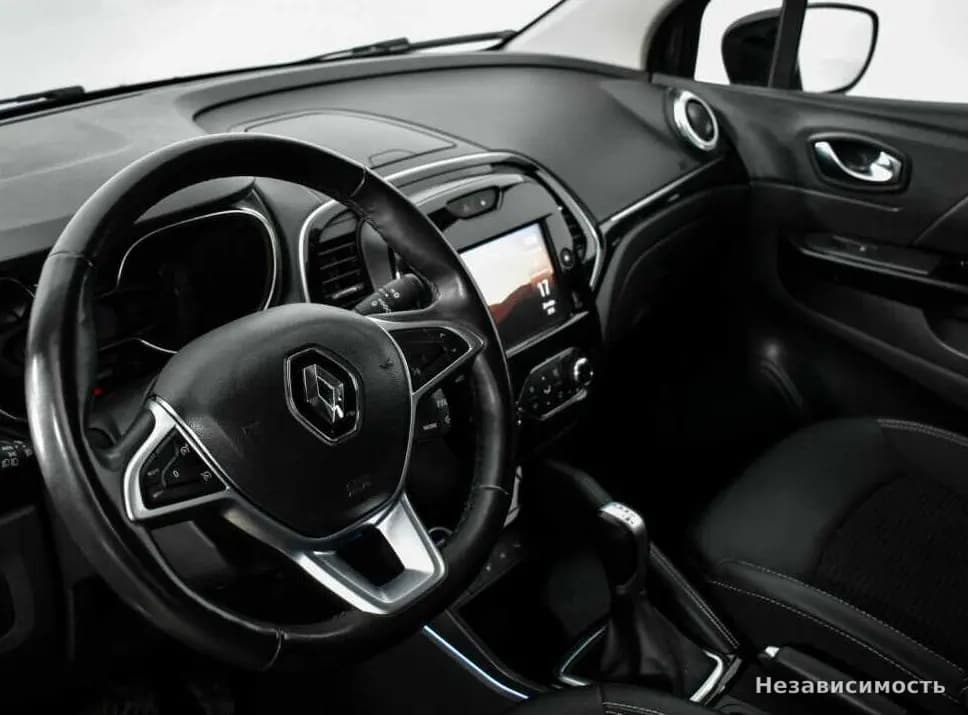 Renault Kaptur 2021 с пробегом — фото 9