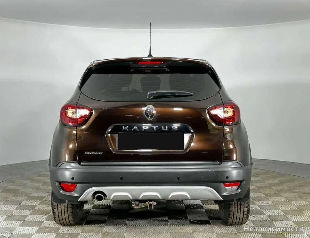Renault Kaptur 2017 с пробегом — фото 4