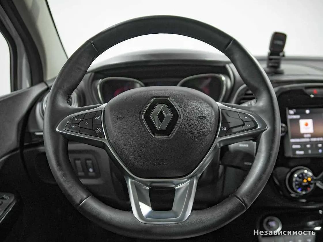 Renault Kaptur 2021 с пробегом — фото 8