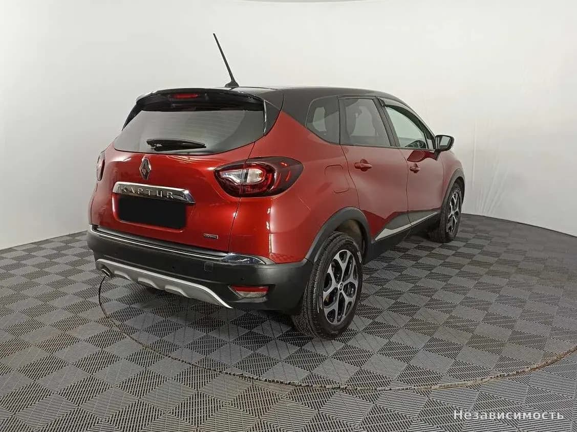 Renault Kaptur 2020 с пробегом — фото 5