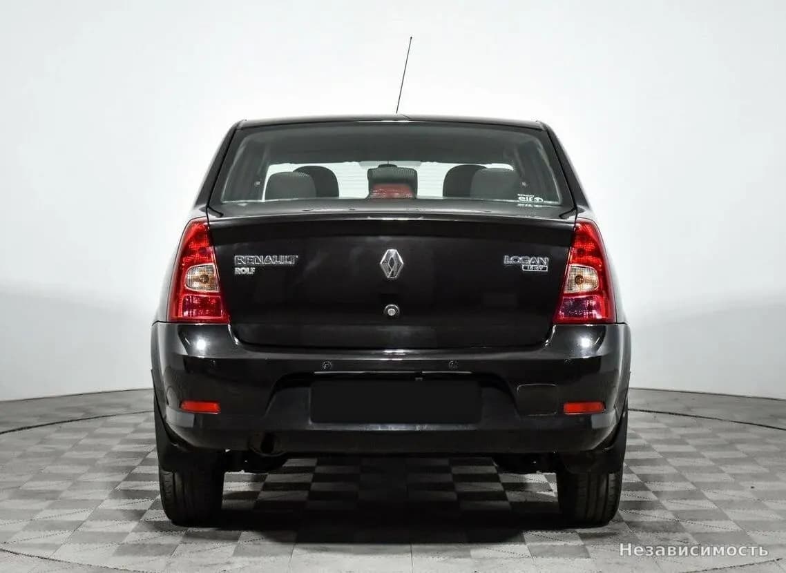 Renault Logan 2015 с пробегом — фото 6