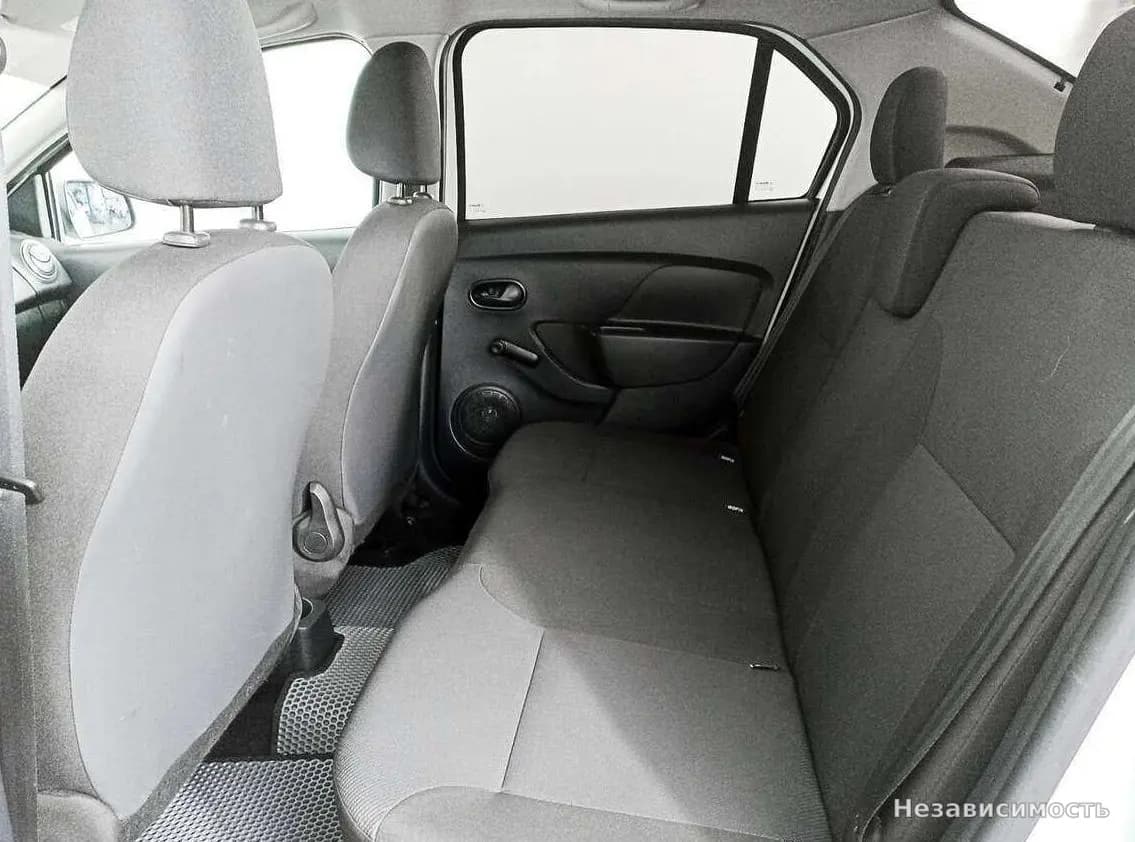 Renault Logan 2018 с пробегом — фото 10