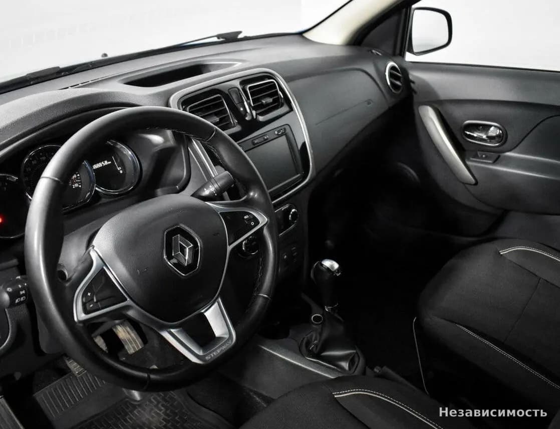Renault Logan 2019 с пробегом — фото 8