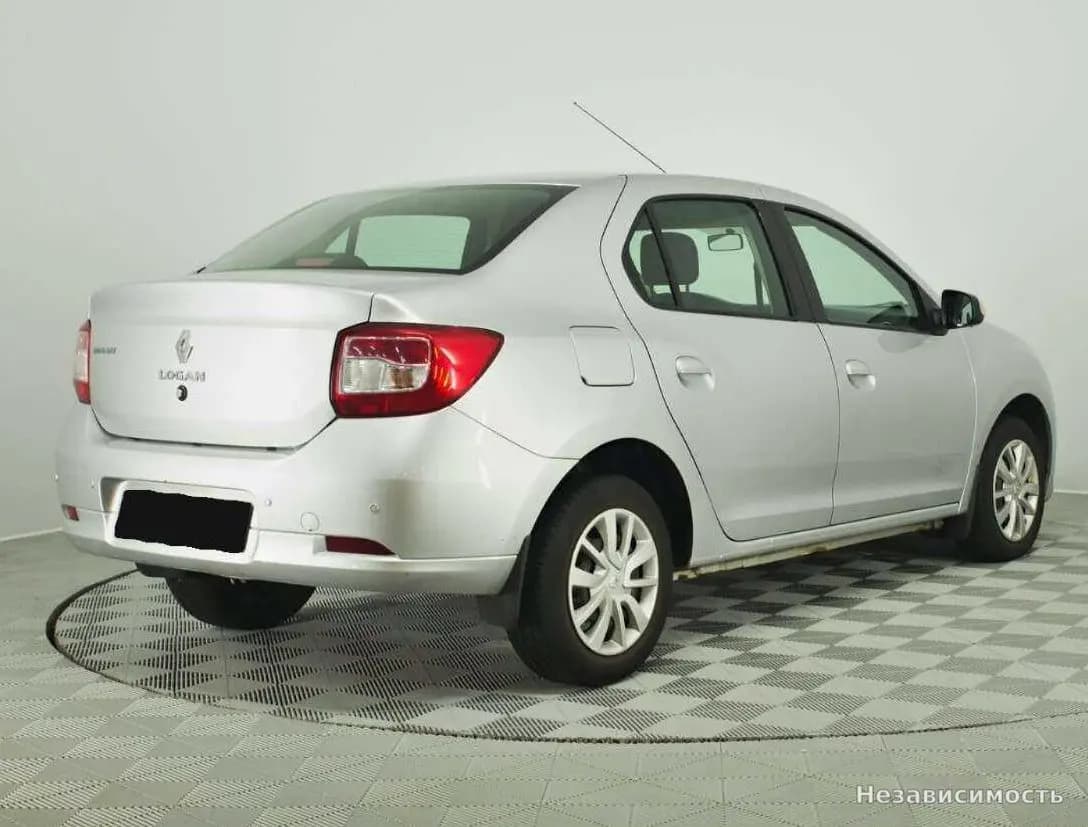 Renault Logan 2015 с пробегом — фото 4