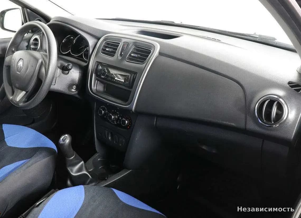 Renault Logan 2016 с пробегом — фото 10