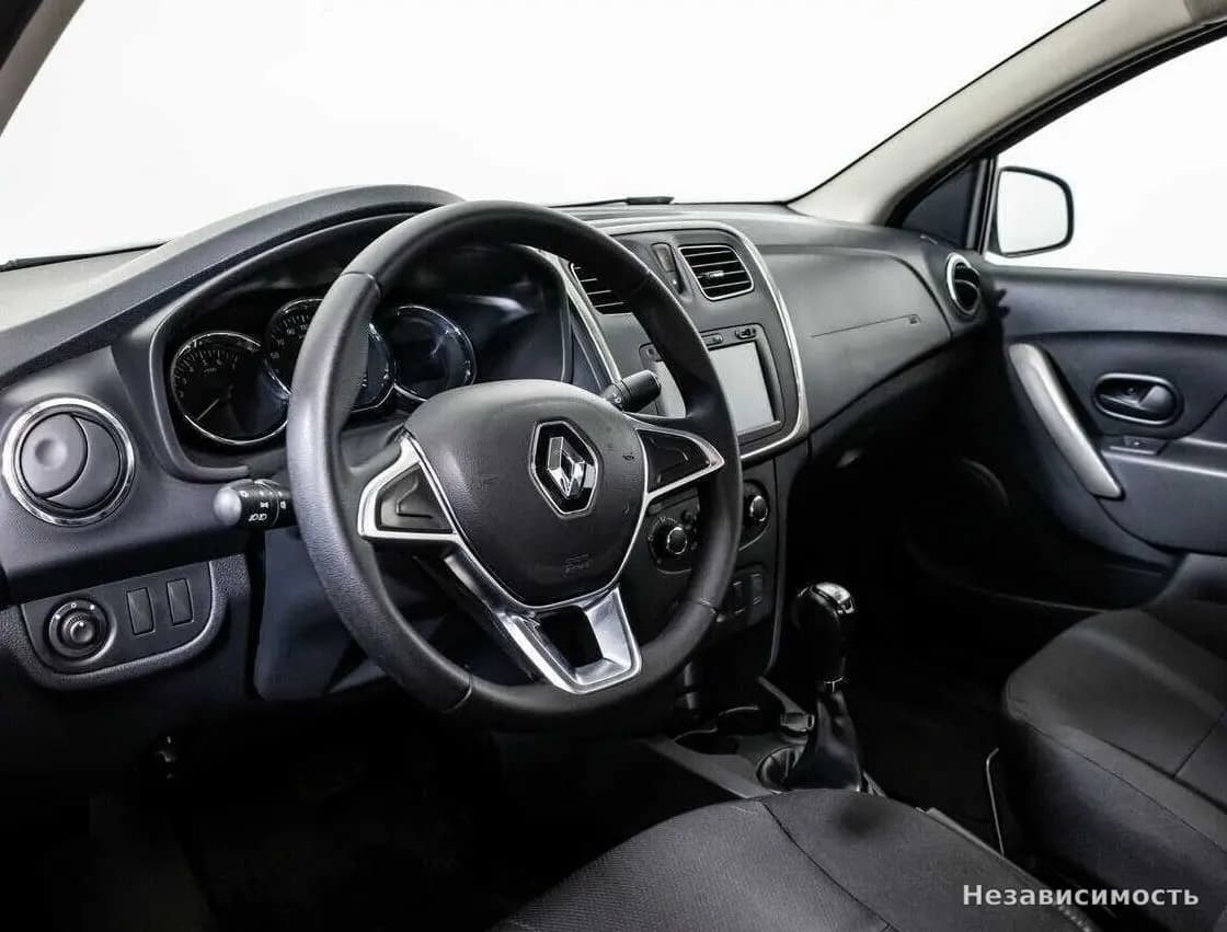 Renault Logan 2019 с пробегом — фото 9