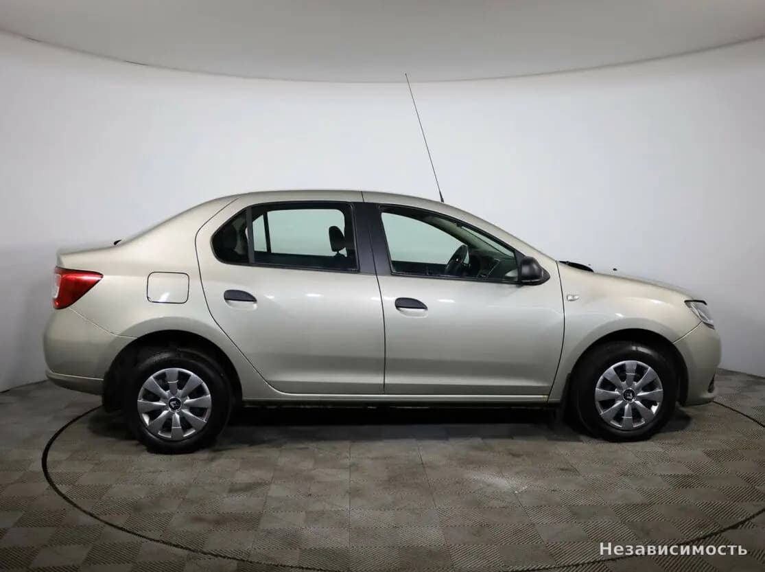 Renault Logan 2015 с пробегом — фото 4