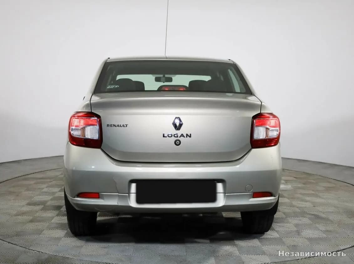 Renault Logan 2015 с пробегом — фото 6