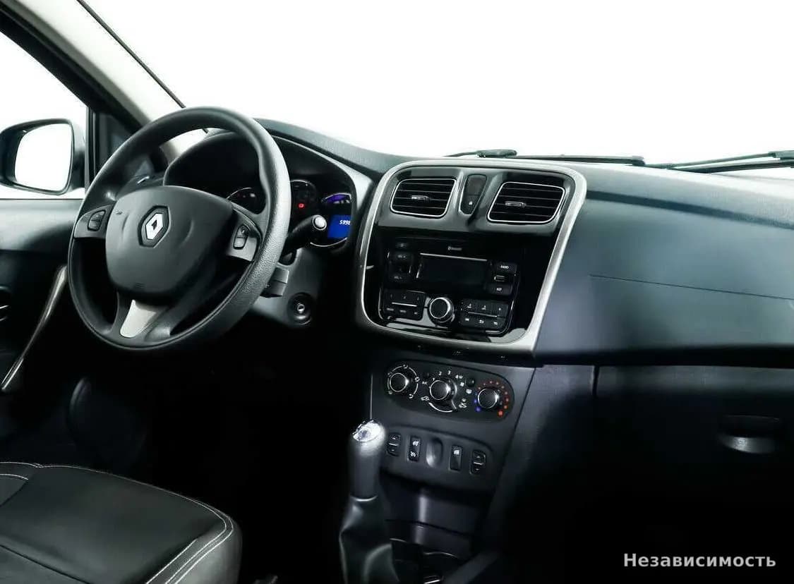 Renault Logan 2018 с пробегом — фото 9
