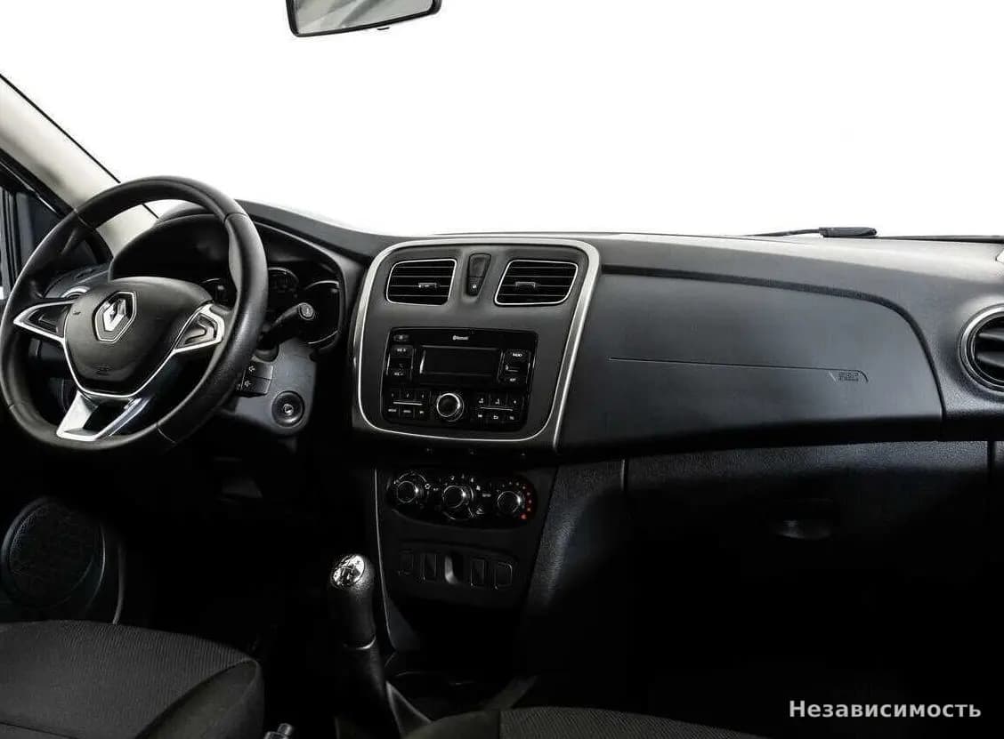 Renault Logan 2019 с пробегом — фото 9
