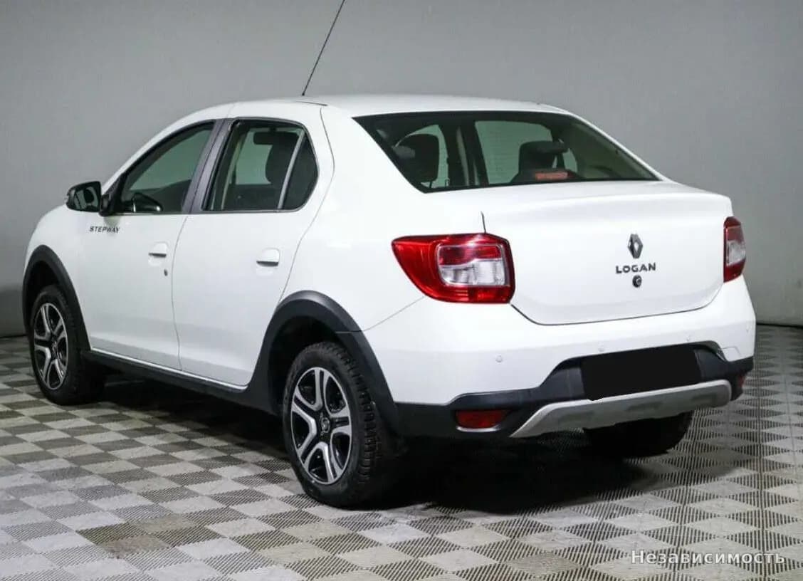 Renault Logan 2022 с пробегом — фото 6