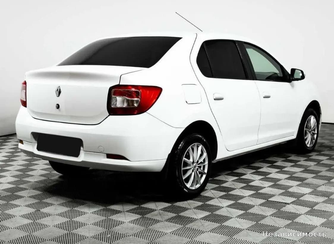 Renault Logan 2014 с пробегом — фото 5