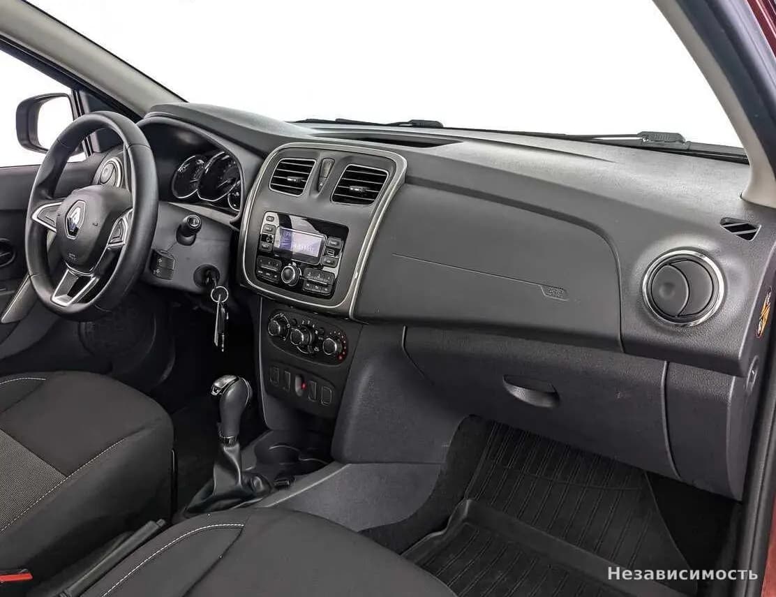 Renault Logan 2019 с пробегом — фото 9