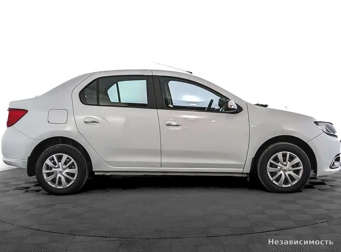 Renault Logan 2017 с пробегом — фото 4