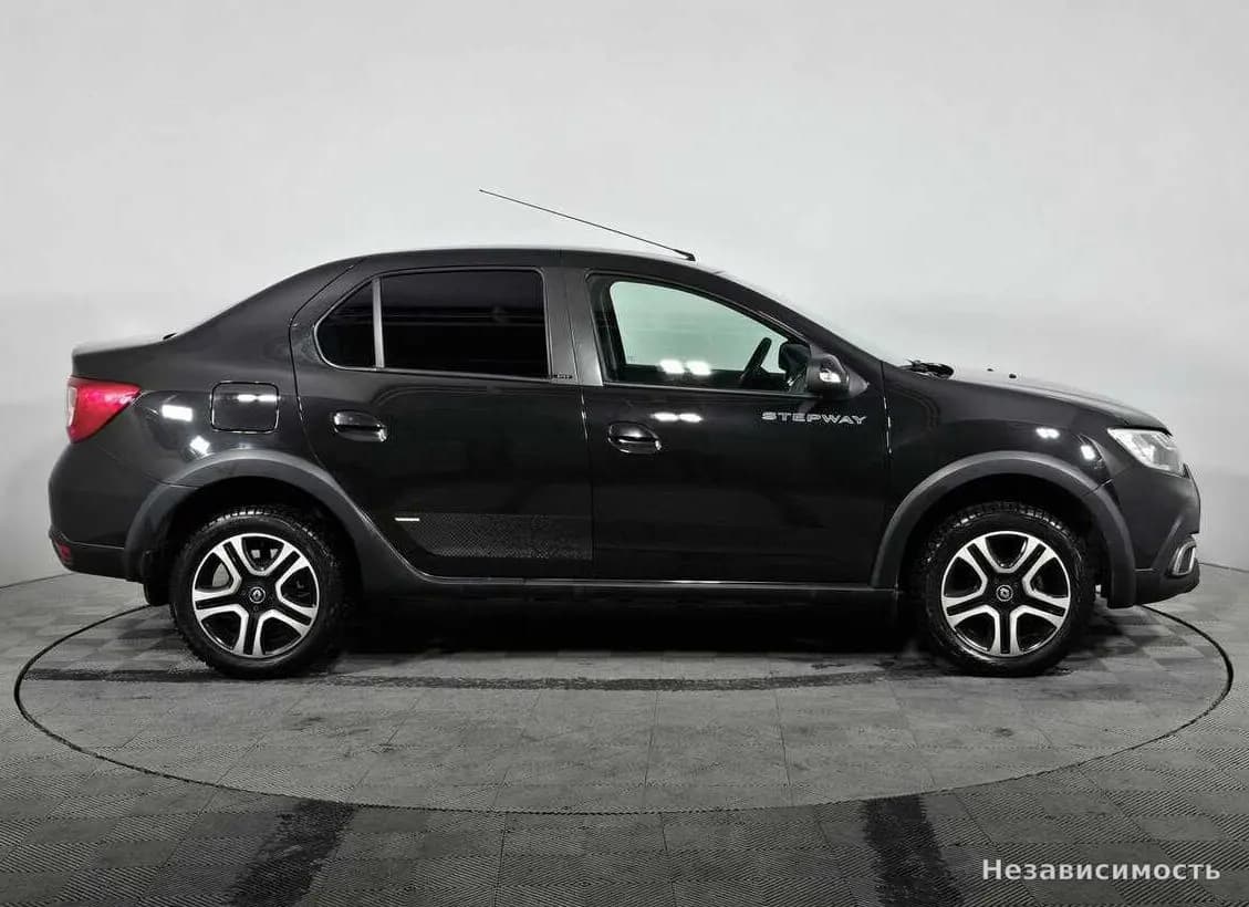 Renault Logan 2022 с пробегом — фото 5
