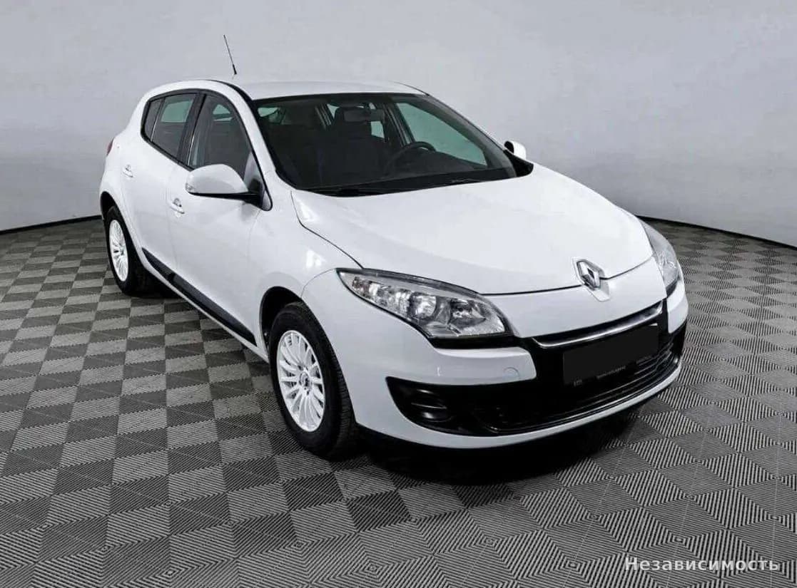 Renault Megane 2013 с пробегом — фото 3