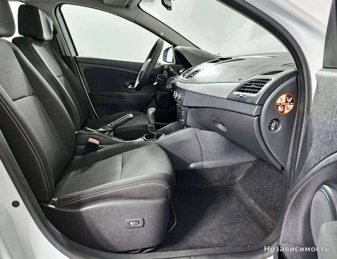 Renault Megane 2013 с пробегом — фото 9
