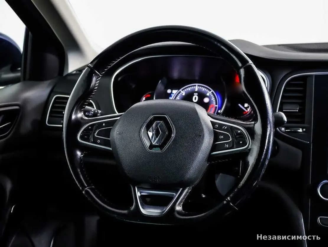 Renault Megane 2017 с пробегом — фото 10