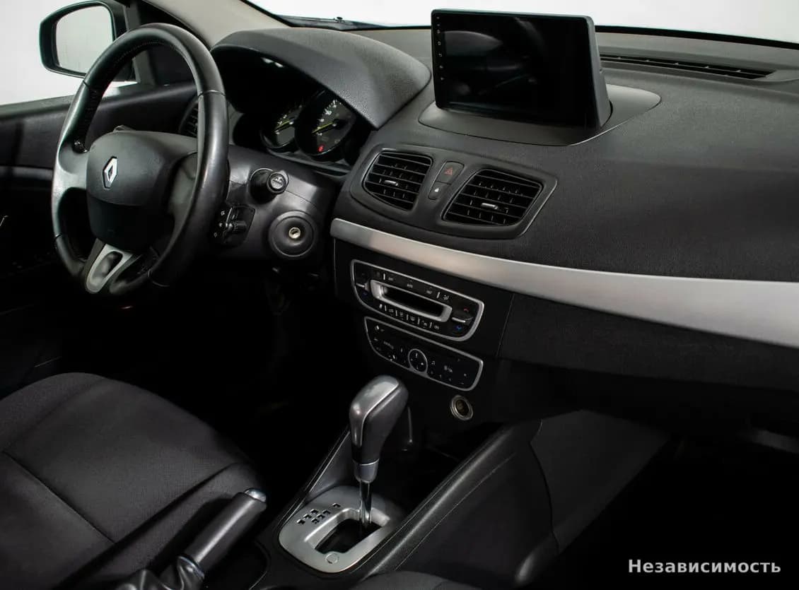Renault Megane 2012 с пробегом — фото 8