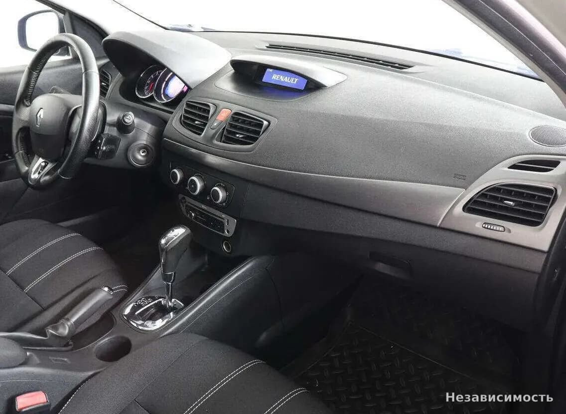 Renault Megane 2015 с пробегом — фото 6