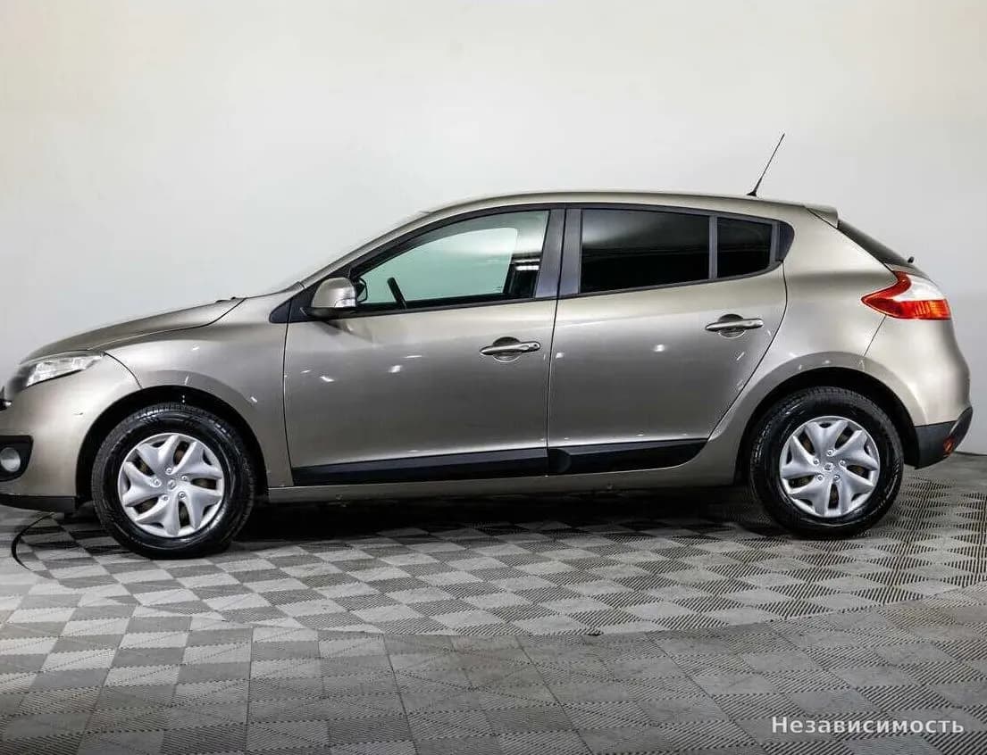 Renault Megane 2012 с пробегом — фото 8
