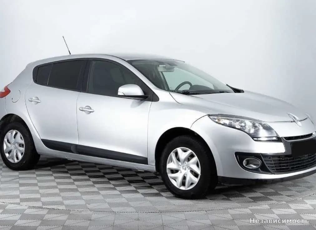 Renault Megane 2012 с пробегом — фото 3