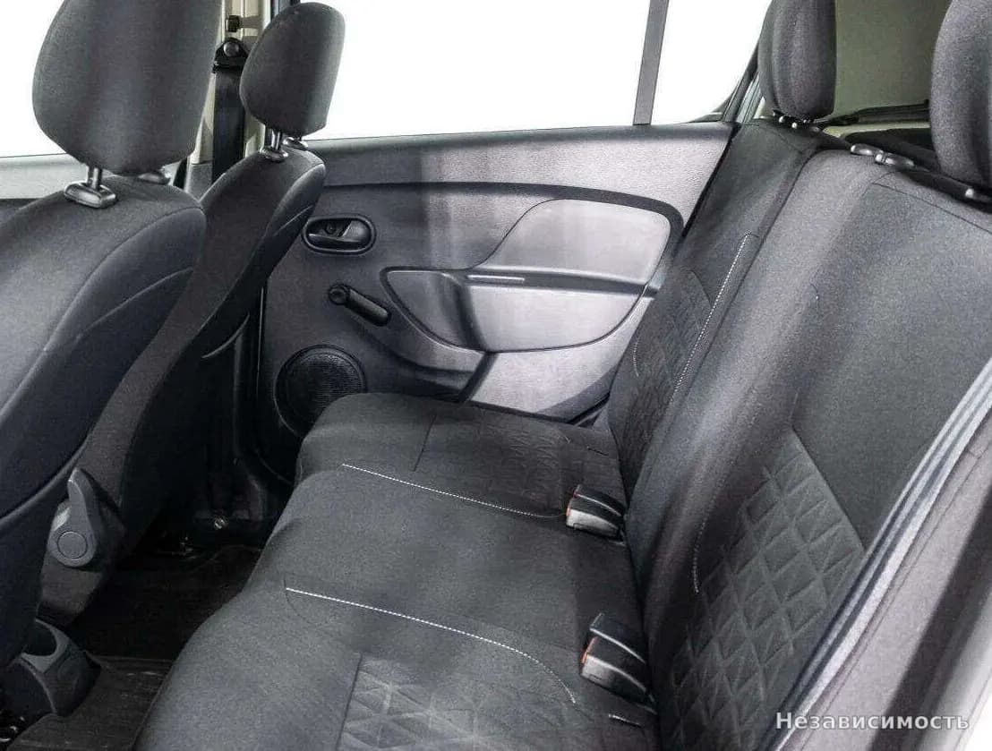Renault Sandero 2015 с пробегом — фото 10
