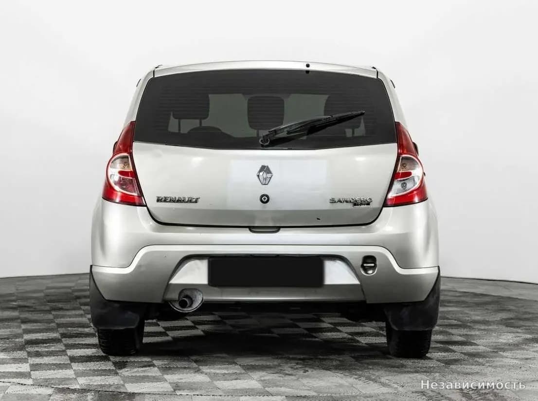 Renault Sandero 2014 с пробегом — фото 6