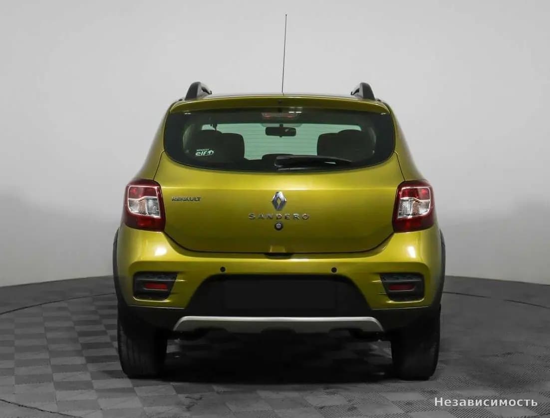Renault Sandero 2015 с пробегом — фото 6