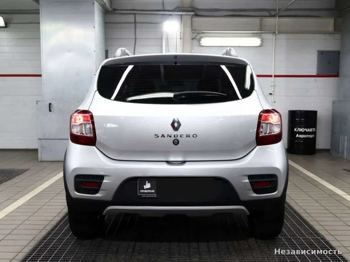 Renault Sandero 2020 с пробегом — фото 5