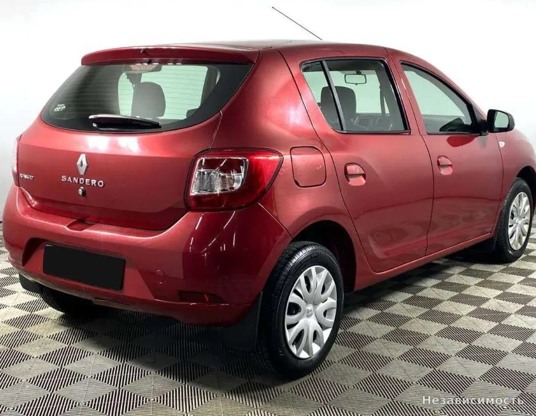 Renault Sandero 2015 с пробегом — фото 4