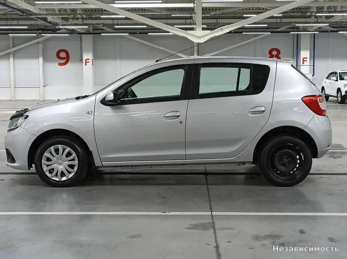Renault Sandero 2017 с пробегом — фото 8