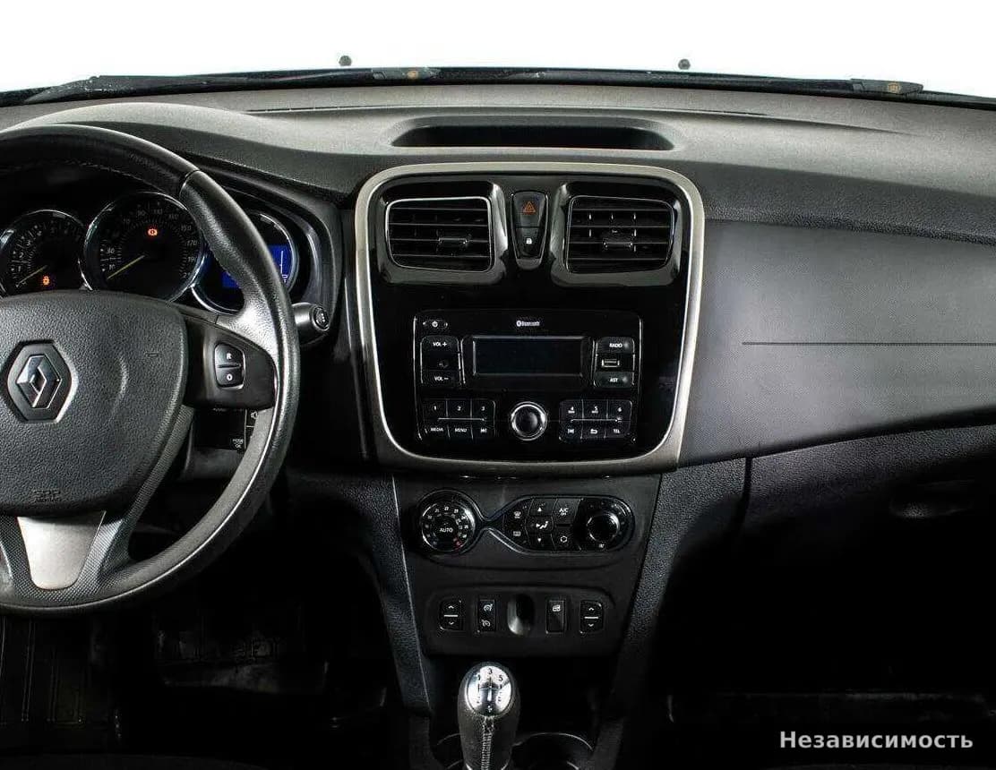 Renault Sandero 2017 с пробегом — фото 10