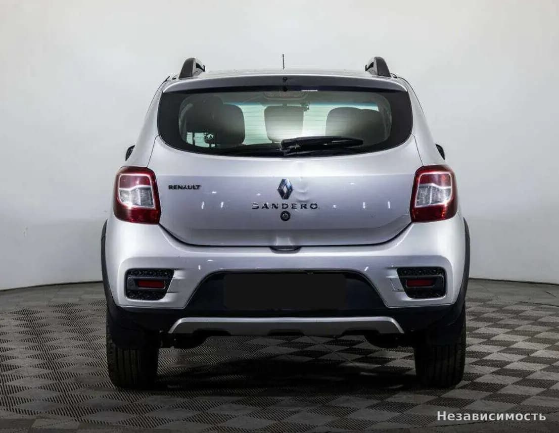 Renault Sandero 2015 с пробегом — фото 5