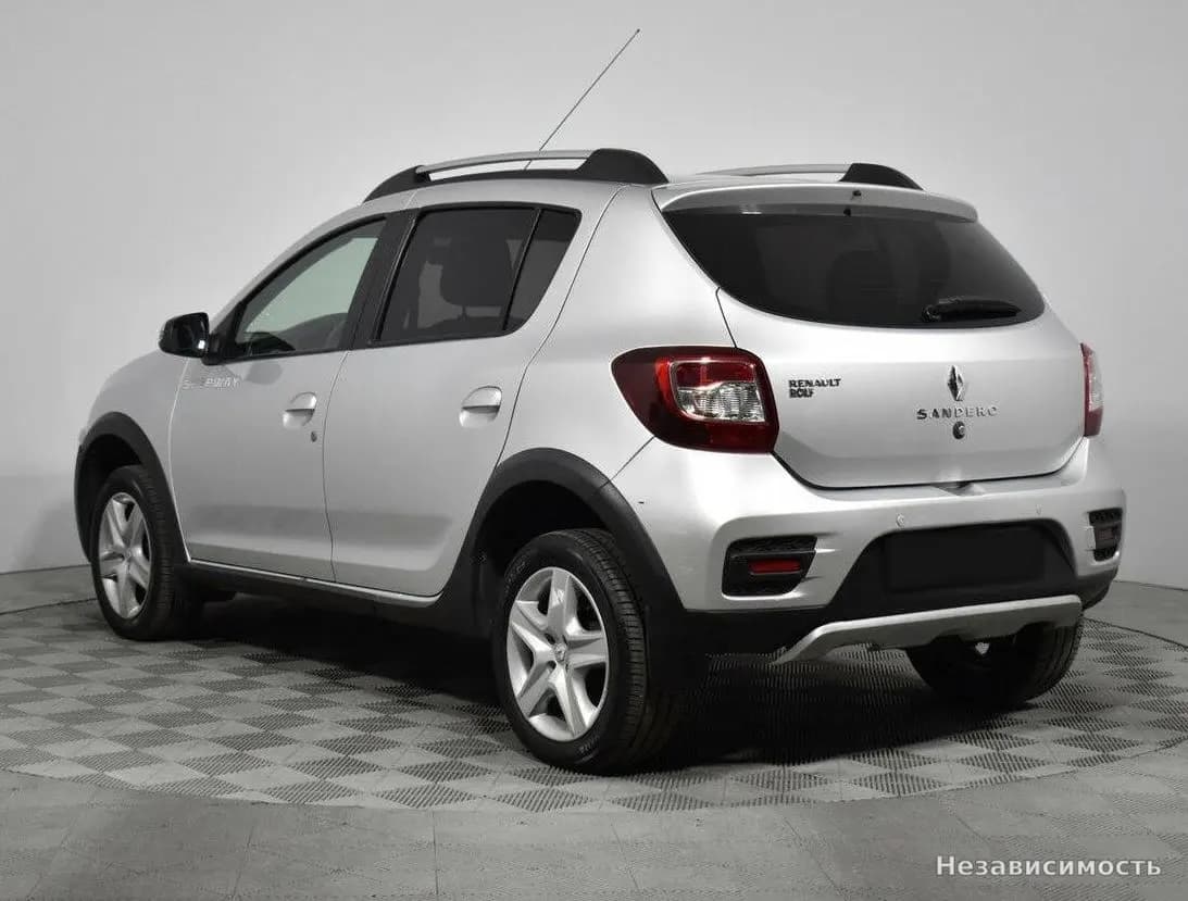 Renault Sandero 2017 с пробегом — фото 5