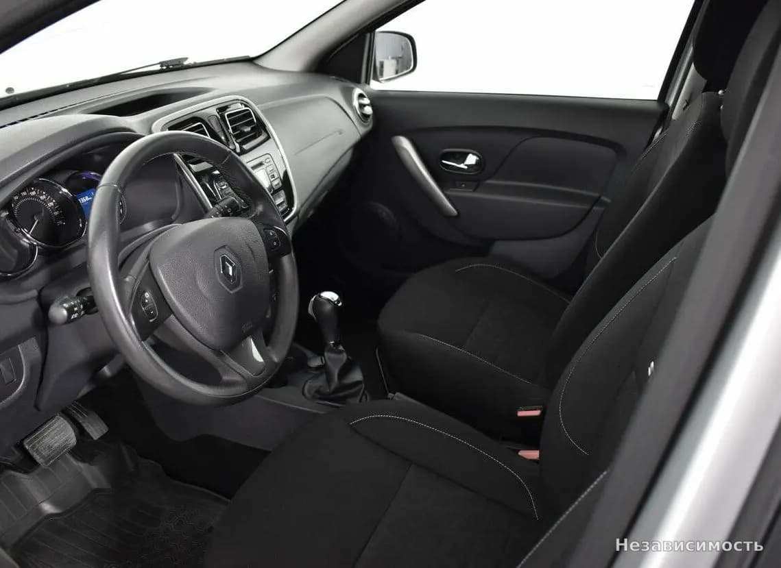 Renault Sandero 2017 с пробегом — фото 6