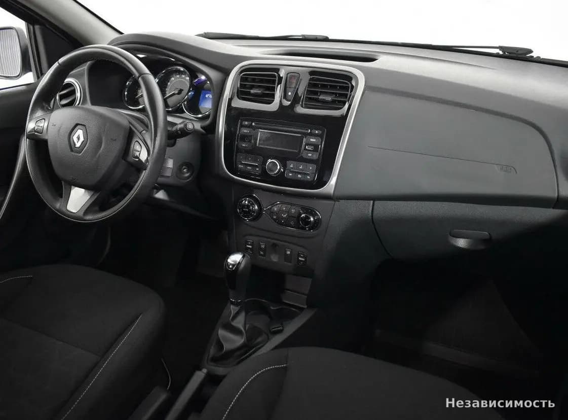 Renault Sandero 2017 с пробегом — фото 7
