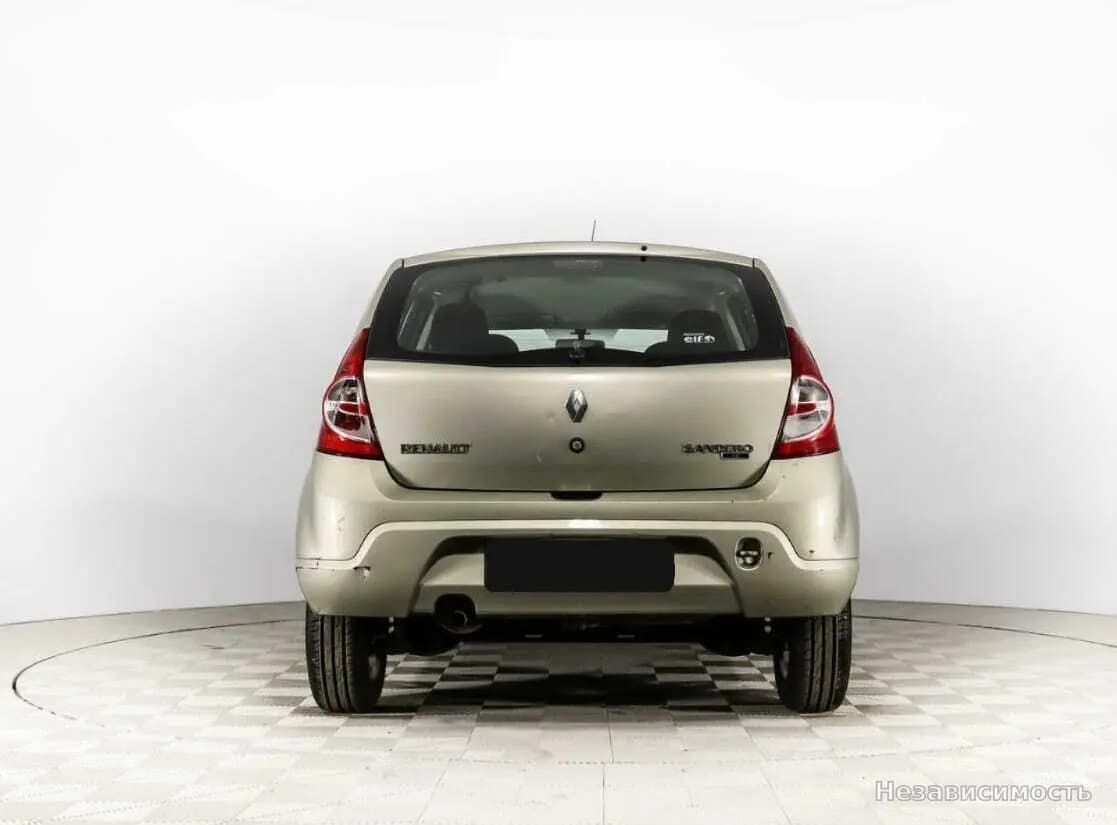 Renault Sandero 2013 с пробегом — фото 6