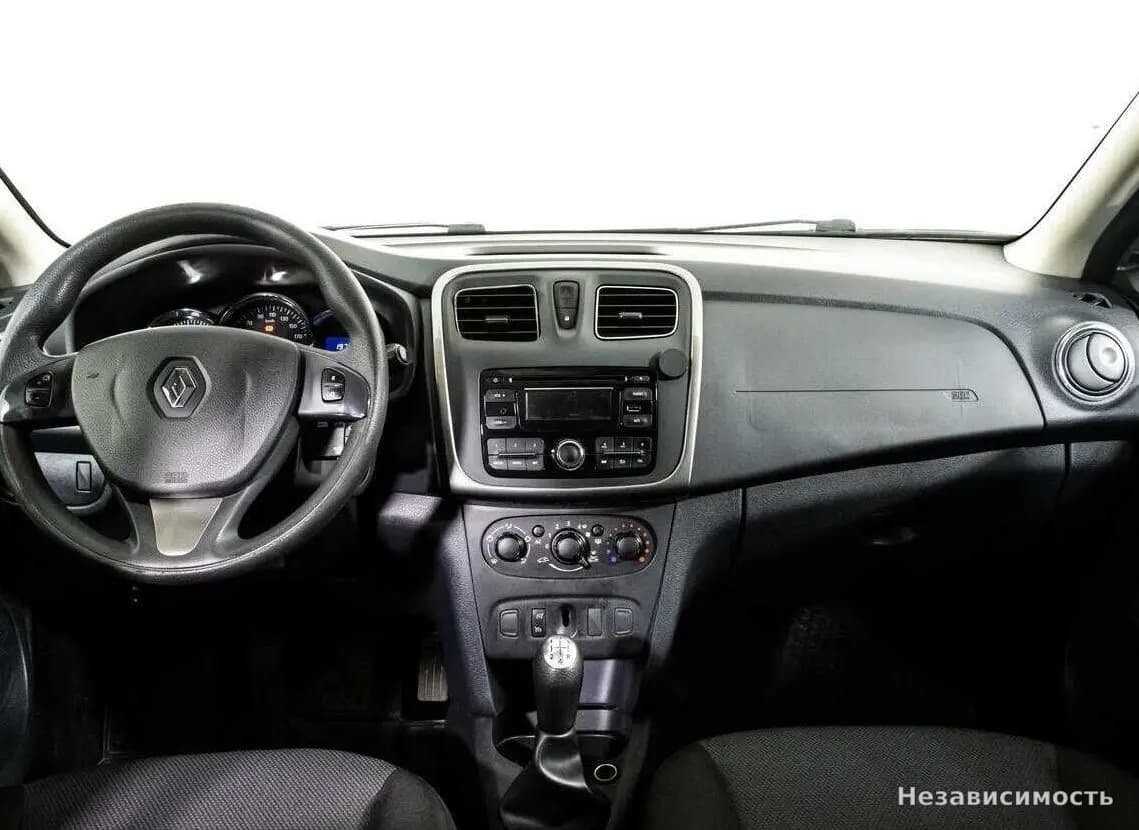 Renault Sandero 2014 с пробегом — фото 9