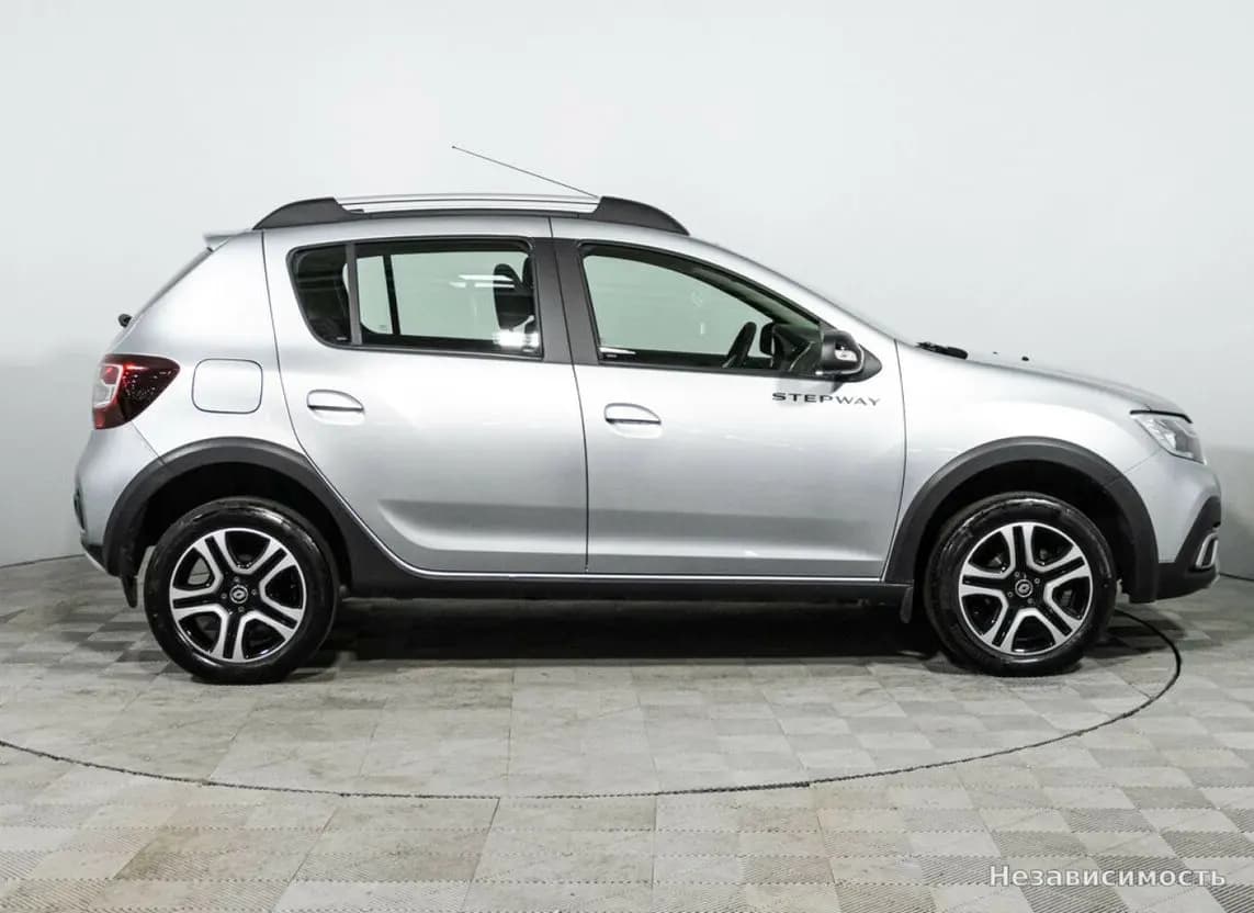 Renault Sandero 2022 с пробегом — фото 4