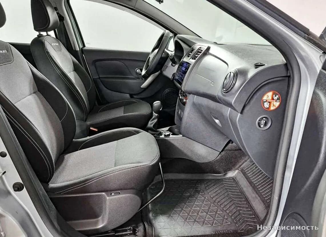 Renault Sandero 2022 с пробегом — фото 9