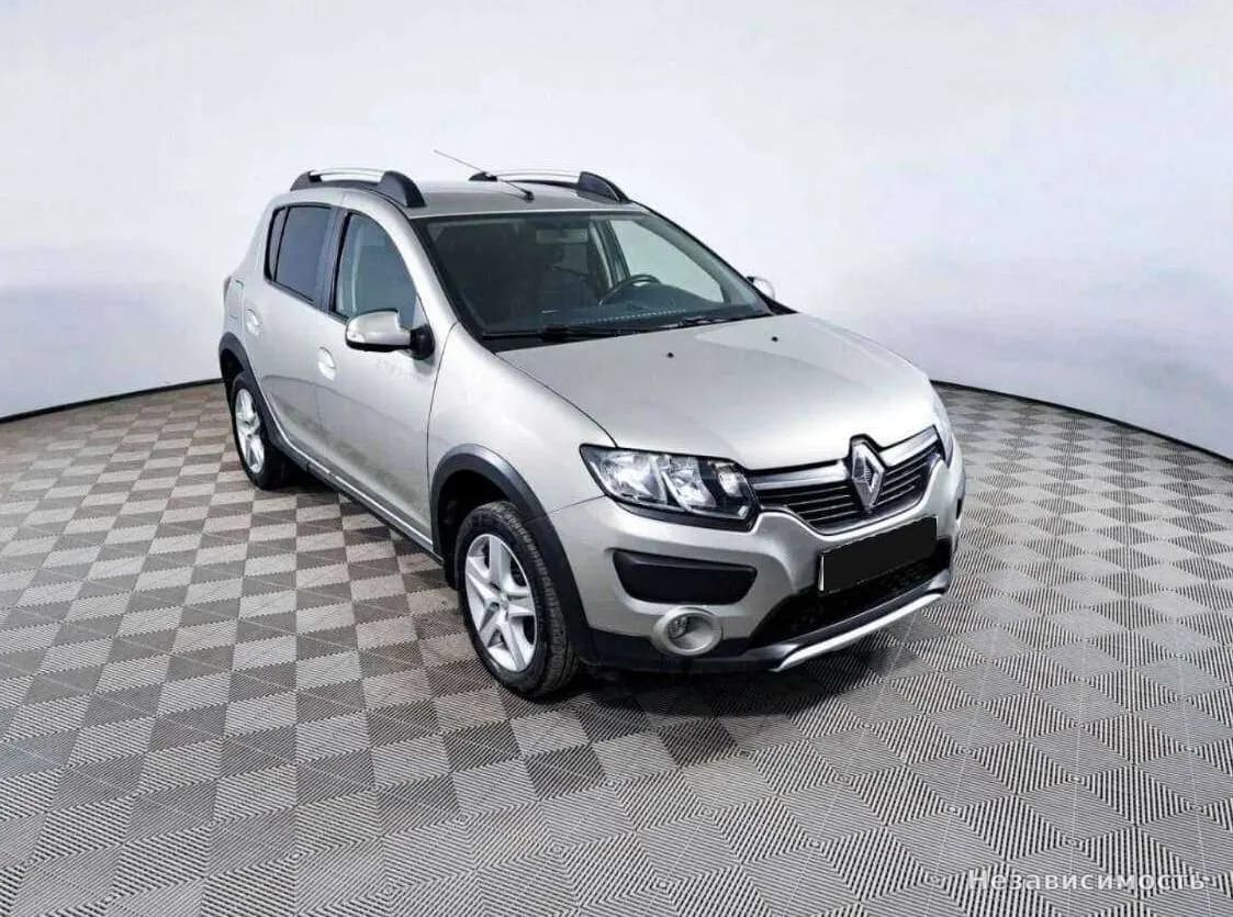 Renault Sandero 2017 с пробегом — фото 3